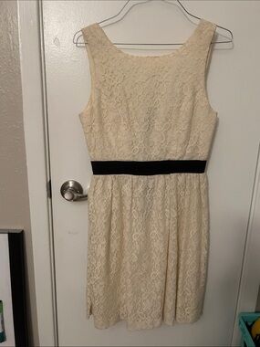 Forever 21 Cream Lace Dress with Black Waistband
